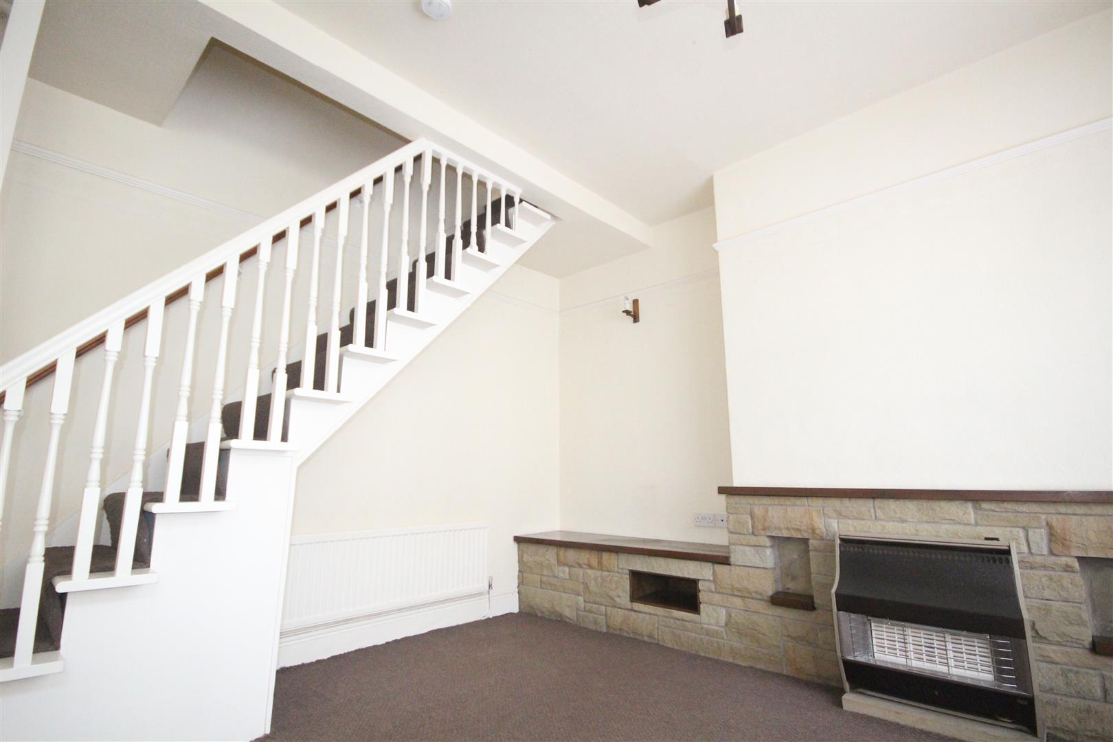 2 bedroom terraced house To Let in Barnoldswick - IMG_8834.jpg